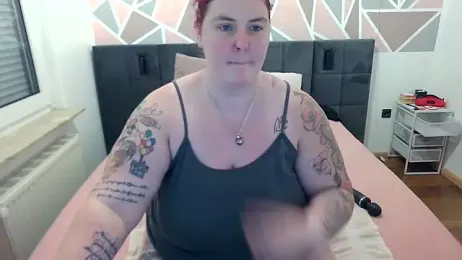JoyceKyra91 webcam model stream image