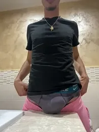 piccolo2002 webcam stripchat model stream image