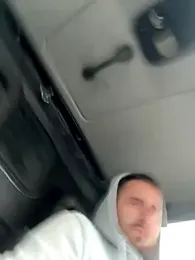 GeoGeorgee webcam model stream image