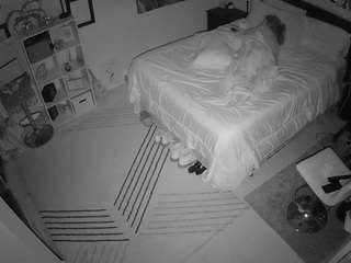 voyeurcam-hornyhostel-01 webcam model stream image
