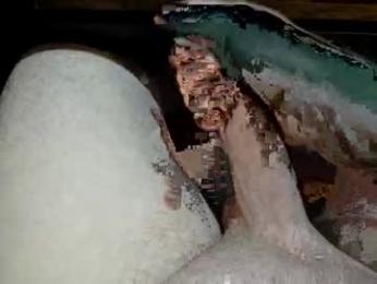 hung_mac0 webcam model stream image