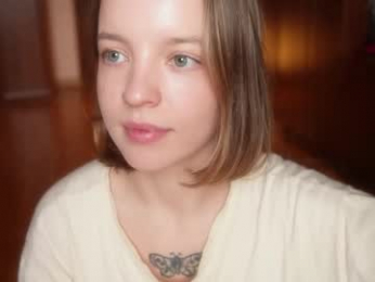 my_mia_ webcam model stream image