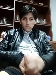 Carriata_larry webcam model stream image