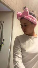 laila183 webcam model stream image