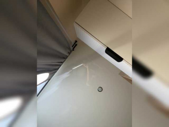 VladaMais webcam model stream image
