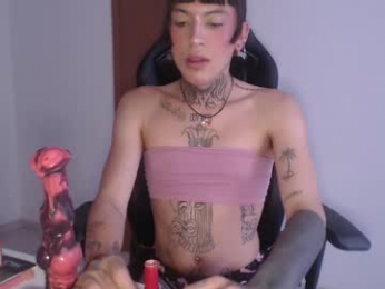 charlotbelucci_ webcam model stream image