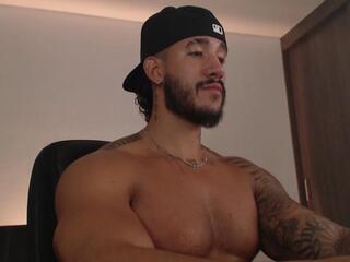 Francesco G webcam flirt4free model stream image