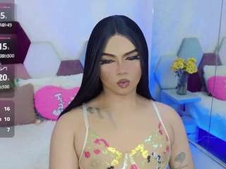 miss-adriana webcam camsoda model stream image