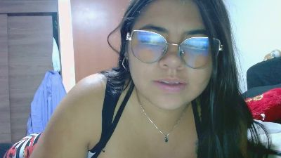 Dulce_cloee webcam model stream image