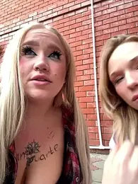 RollDolls webcam model stream image