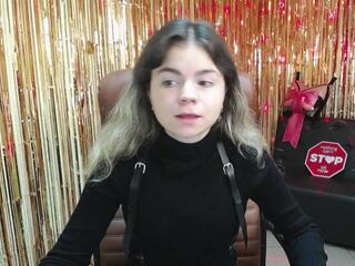 Tina Ryder webcam model stream image