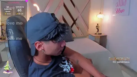 OliverTwinky webcam model stream image