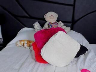 Tanya Hanks webcam model stream image