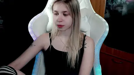 ho1yho1e webcam model stream image