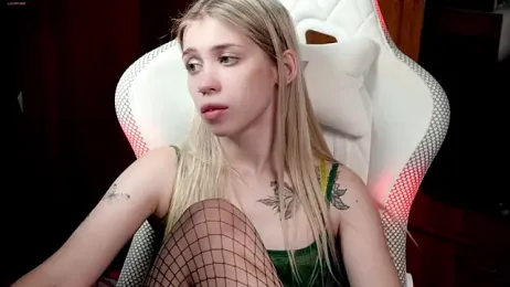 ho1yho1e webcam model stream image