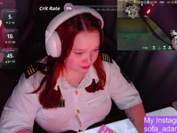 AlinaAdams webcam model stream image