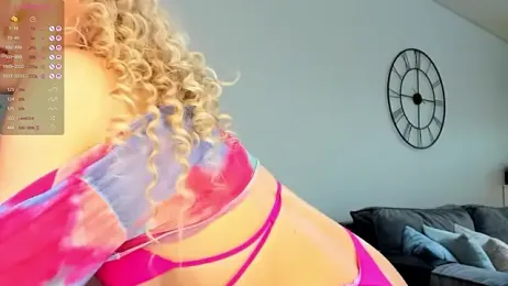 Juicy_Bella webcam model stream image