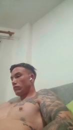 Cristiangonzaa webcam cam4 model stream image