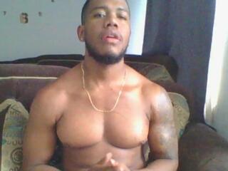 Joan Saenz webcam model stream image