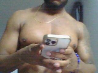 Joan Saenz webcam model stream image