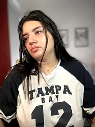 horny_roomiess webcam stripchat model stream image