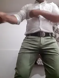 Guyinformal webcam model stream image