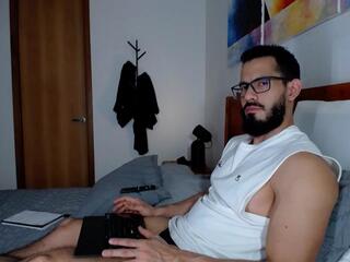 Dom Beard webcam model stream image