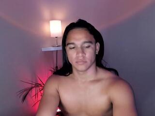 Kai Stuarf webcam model stream image