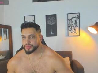 Justin Knox webcam model stream image