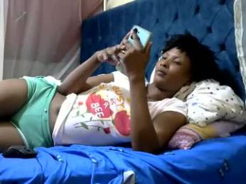 africana_petite webcam model stream image