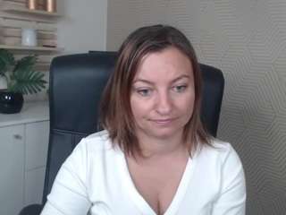 angelalove13 webcam camsoda model stream image