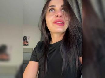 Krissty webcam bongacams model stream image