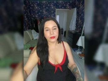 MonicaMiaa webcam model stream image