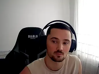 Handsomeboy4you webcam model stream image