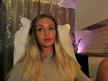 EnlivenLuv webcam model stream image