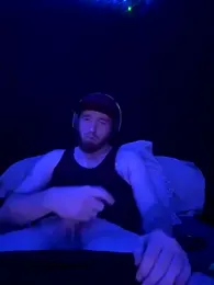 GenitalWars webcam model stream image