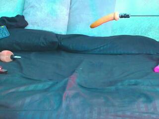 Dixie Grey webcam model stream image
