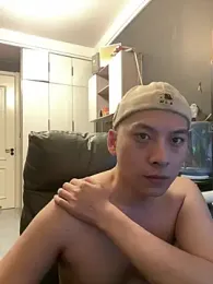 yichen008 webcam model stream image