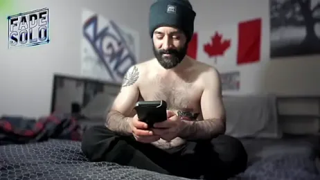 Fade_Solo webcam model stream image