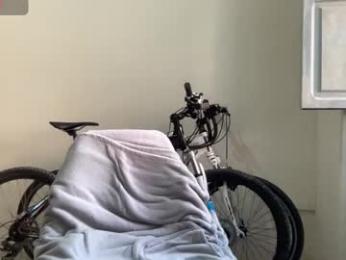 deepthroatfucker_ccs webcam model stream image