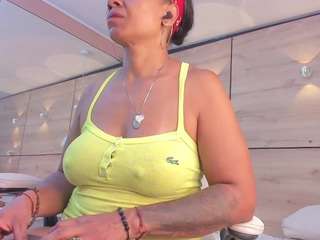 thaylanaa webcam model stream image