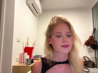 Jeanie Dewees webcam model stream image