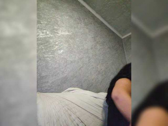 Cleopatra1990 webcam model stream image