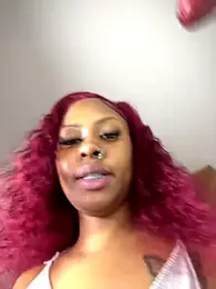 Rose_berry webcam model stream image
