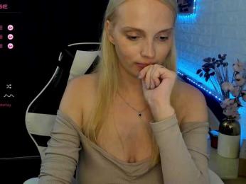 AmelieAndersen webcam model stream image