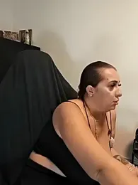 AvaNastyMilf webcam stripchat model stream image