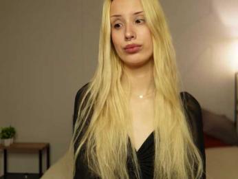 fluffiebaby webcam model stream image