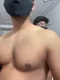 john_desihunks webcam model stream image