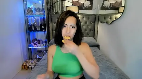 reighnempress webcam model stream image