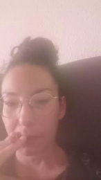 cruellathebills webcam model stream image